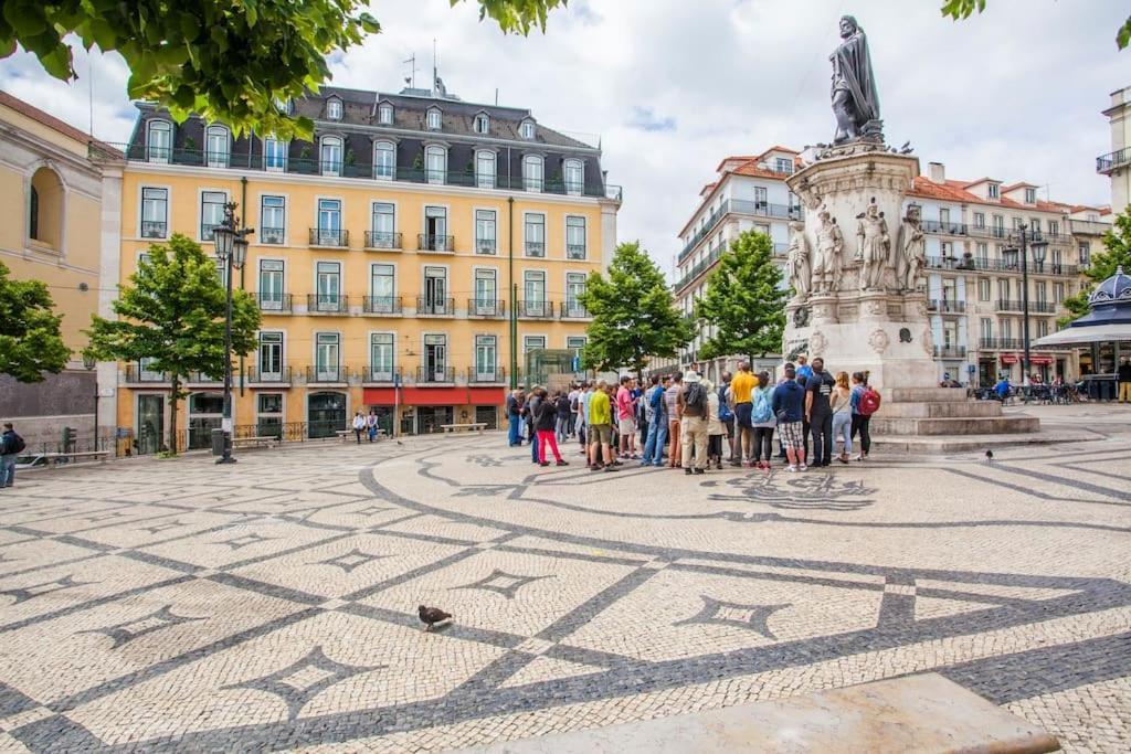 C2 Bairro Alto 18Th Century Beautiful Apartment Лиссабон Экстерьер фото