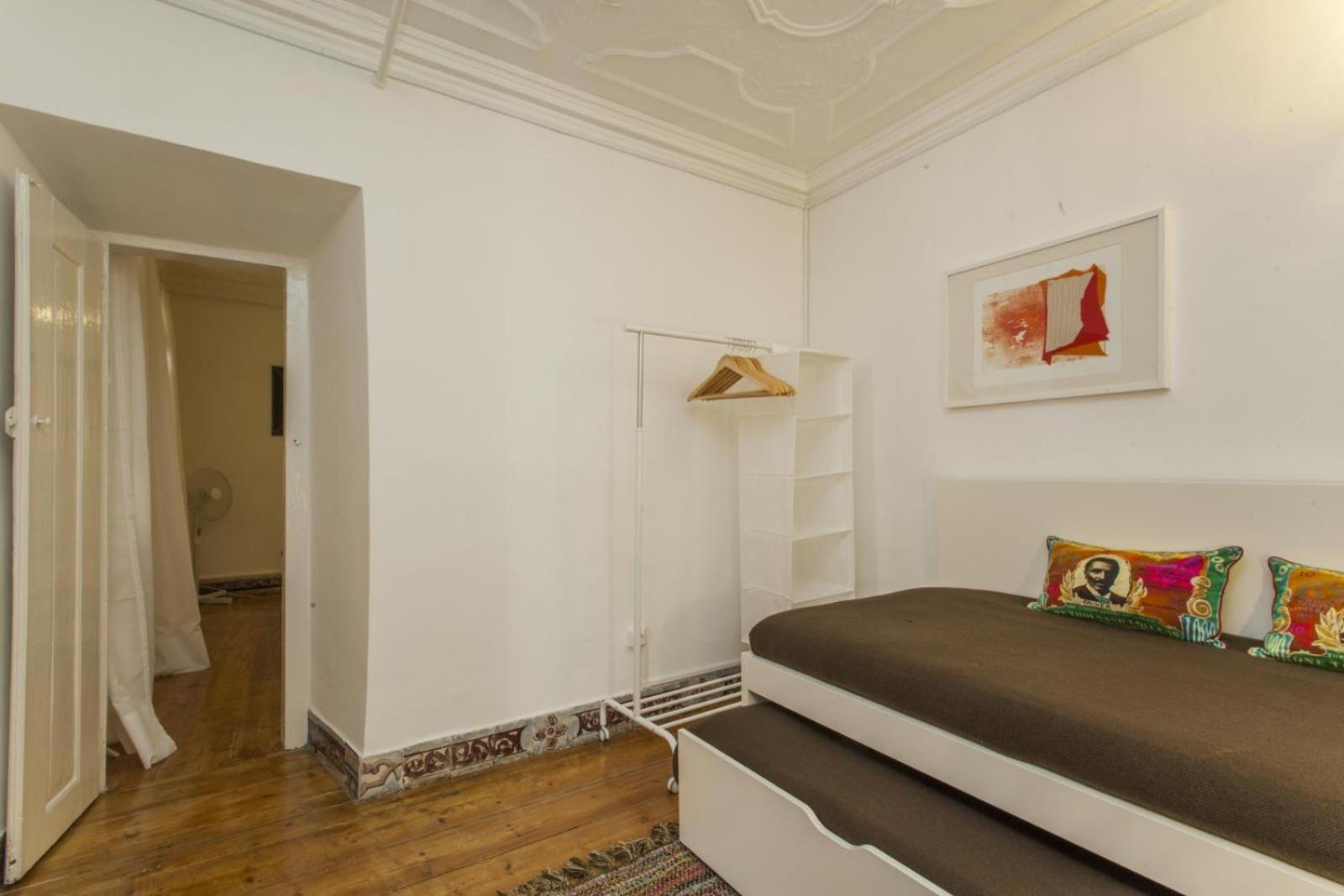 C2 Bairro Alto 18Th Century Beautiful Apartment Лиссабон Экстерьер фото